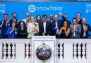Snowflake surges 36% for best day ever on AI frenzy, fueling software rally