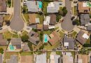 Sellers delisting homes at fastest pace since 2020